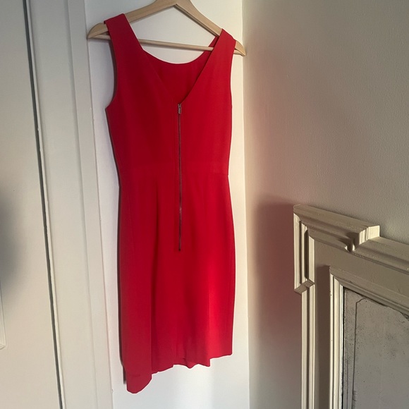 Bcbg cocktail dress ⭐️| Very classy and sexy. Excellent condition. - Picture 3 of 4